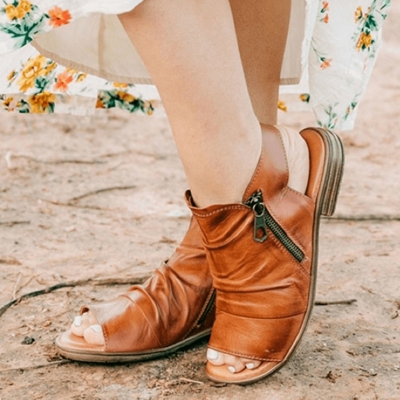 Miz Mooz Dylan Leather Sandals - Picture 1 of 7